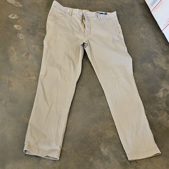 Men's 2018 Vineyard Vines Tan Breaker Pant Chinos Size 34/32 Clean Condition - Picture 1 of 13